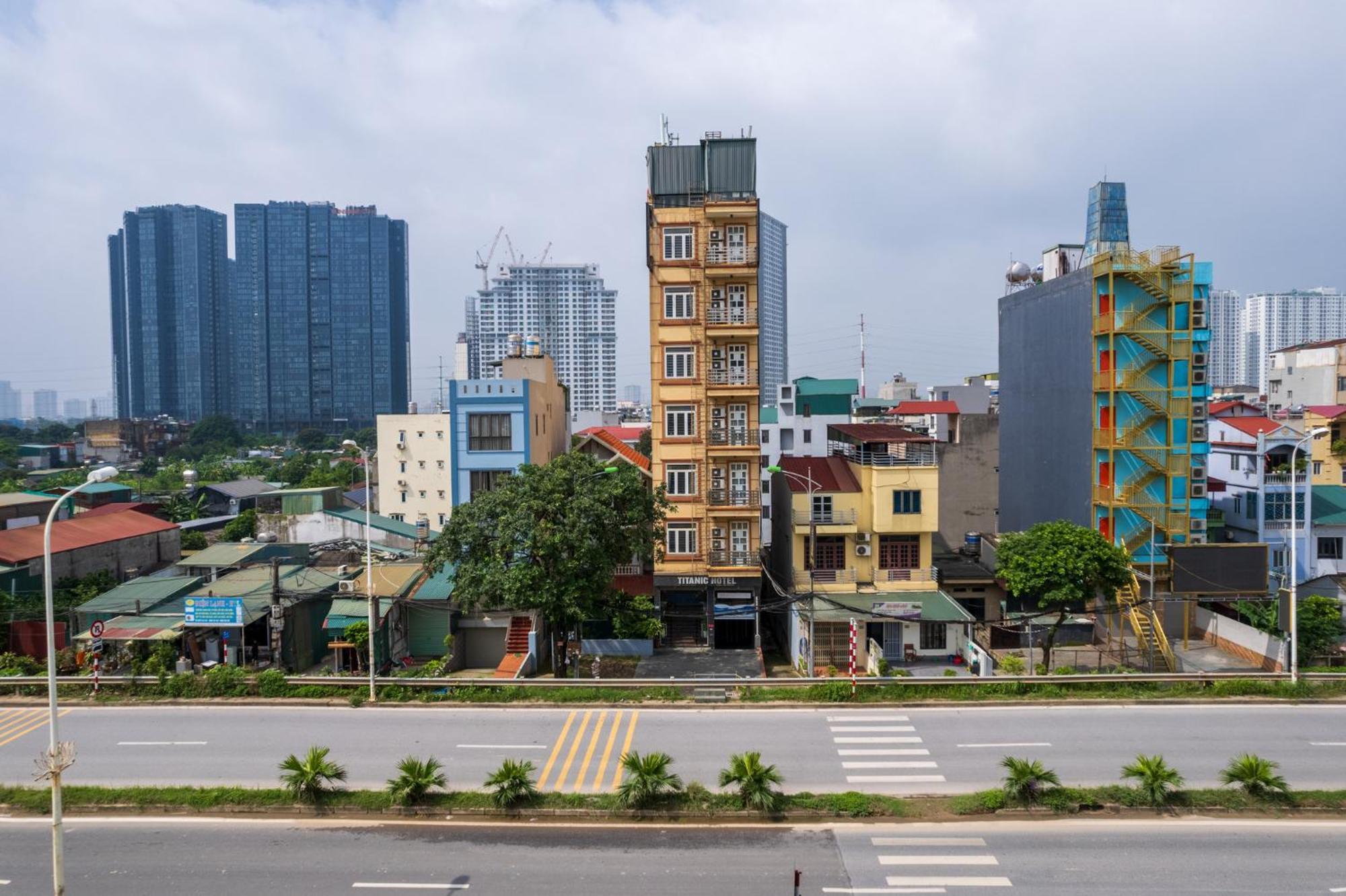 Titanic Hotel - Hanoi — Photos 3